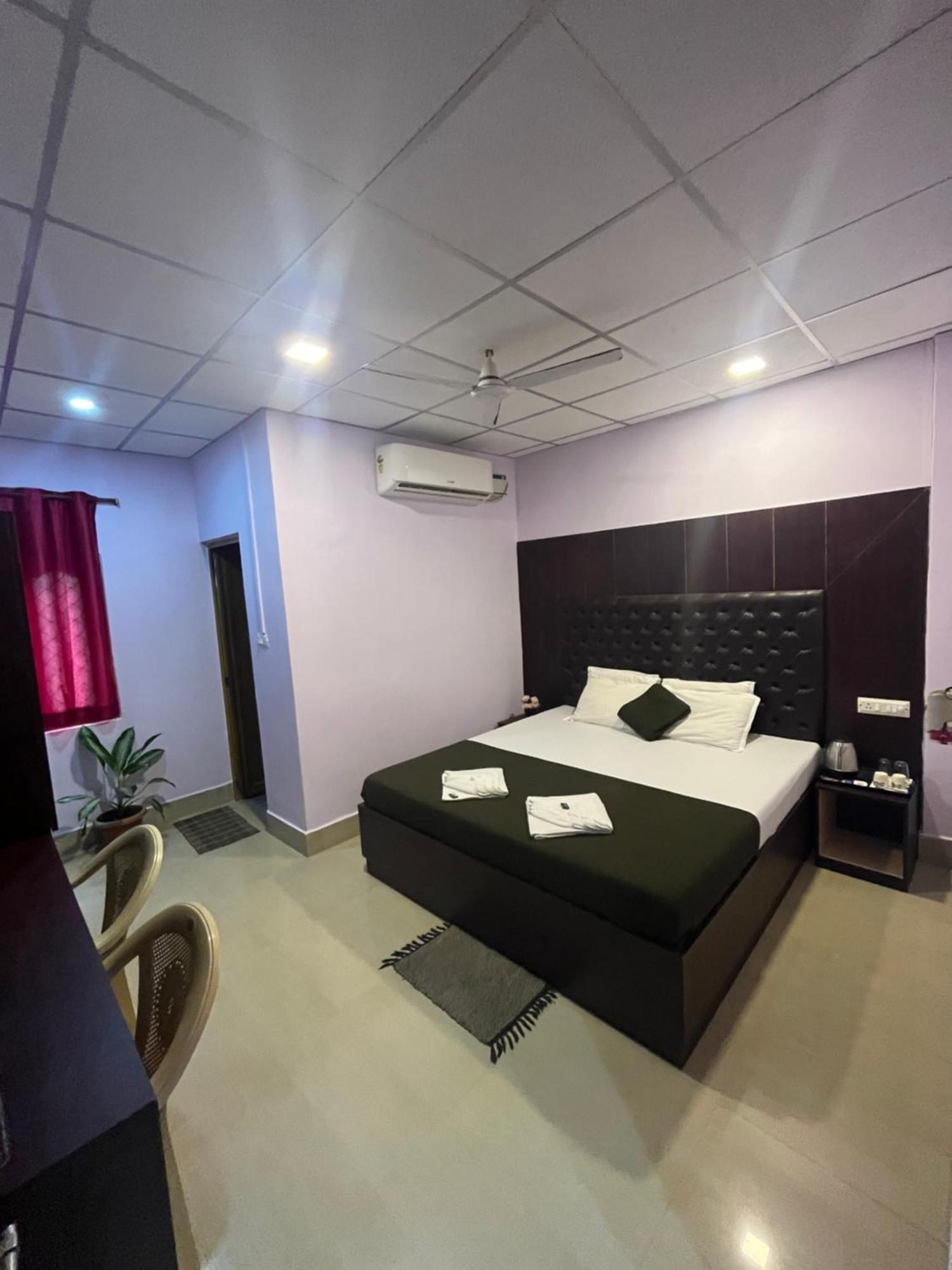 Purnima Residency Hotel Lakshmanpur ภายนอก รูปภาพ