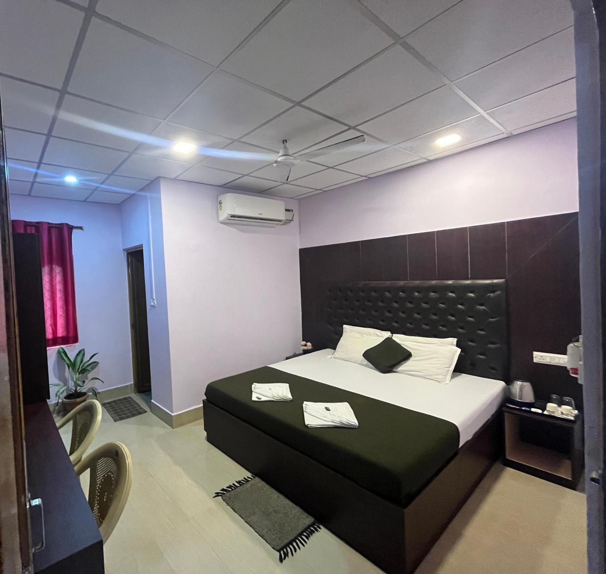 Purnima Residency Hotel Lakshmanpur ภายนอก รูปภาพ